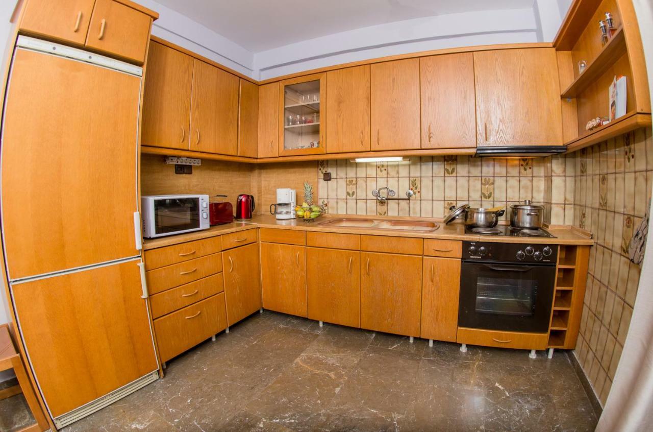 Thea Apartment Cavala Exterior foto